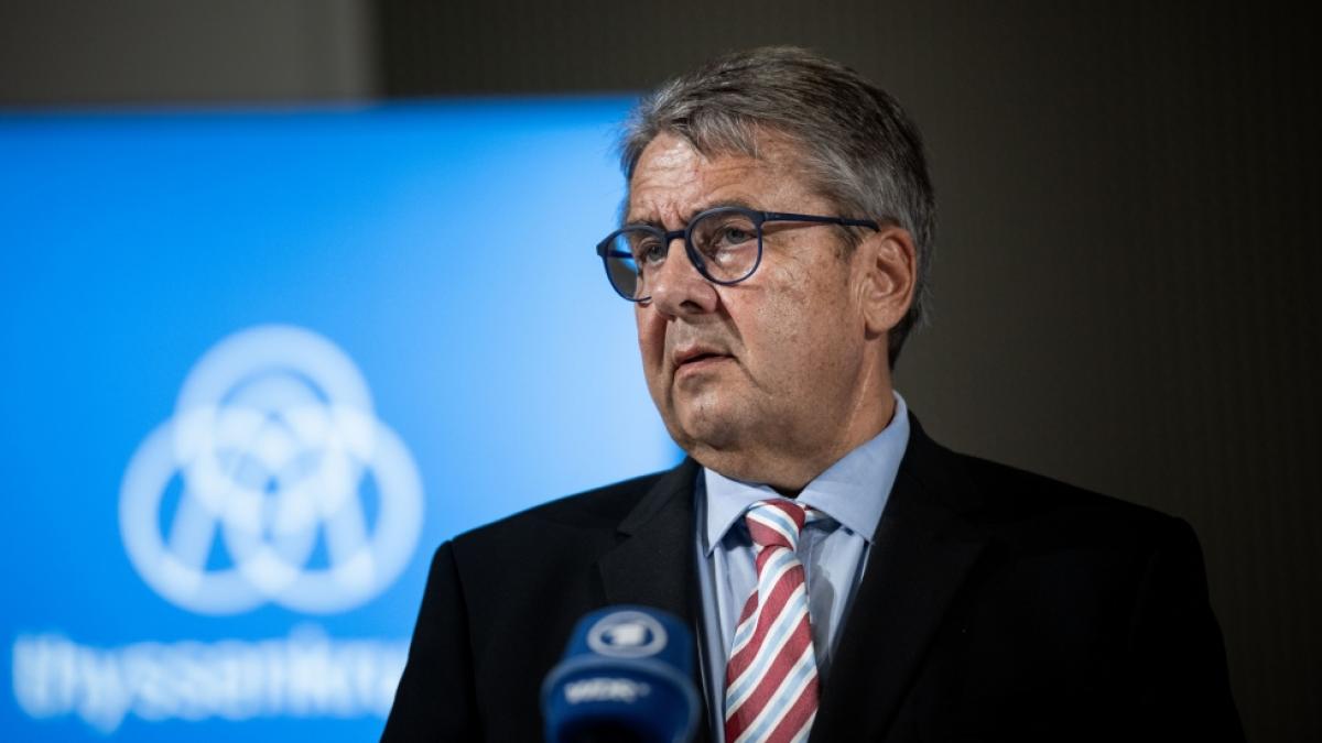 Der ehemalige SPD-Vizekanzler Sigmar Gabriel kritisiert aktuelle Steuerpl&auml;ne seiner eigenen Partei stark. (Foto)