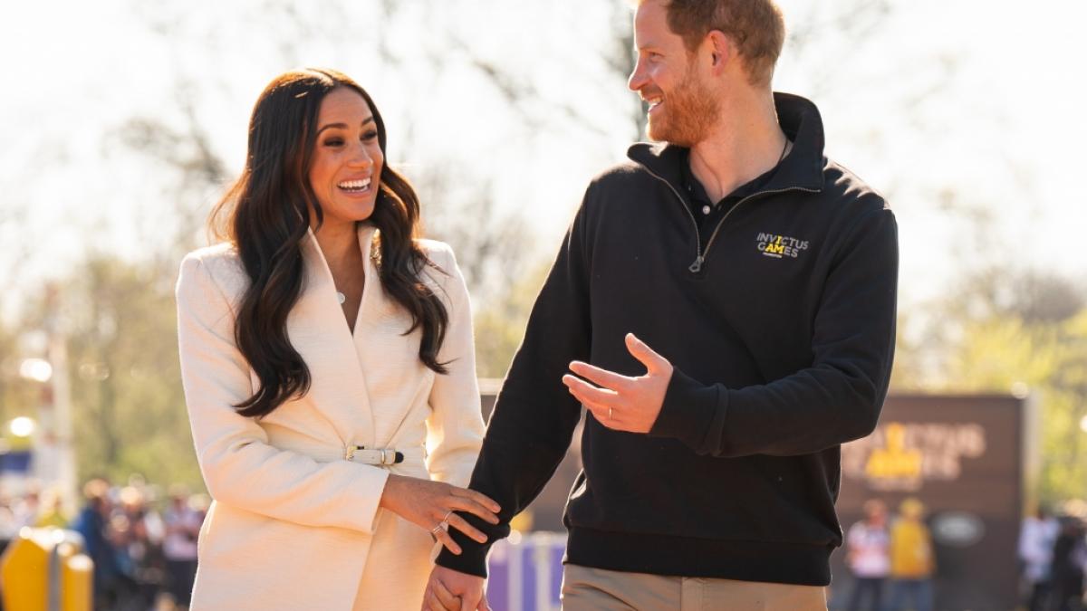 In einer neuen ZDF-Doku gehen Royals-Kenner wie der Fotograf Arthur Edwards unbarmherzig mit Prinz Harrys Ehefrau Meghan Markle ins Gericht. (Foto)