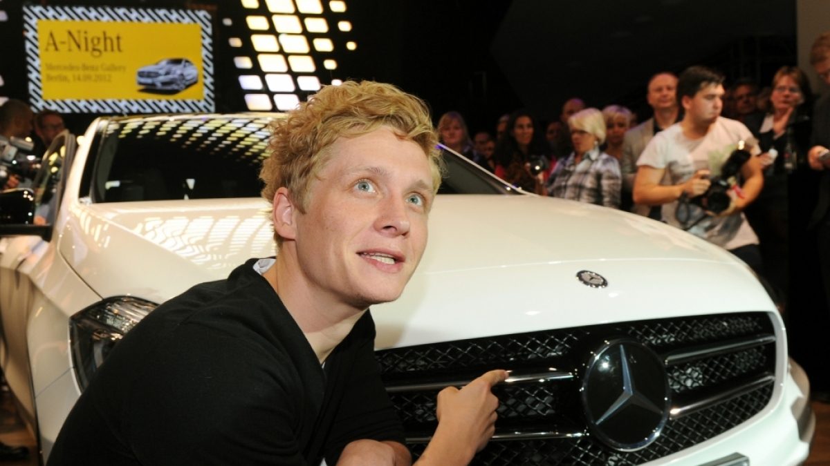 Matthias Schweigh&ouml;fer bei der Arbeit. (Foto)