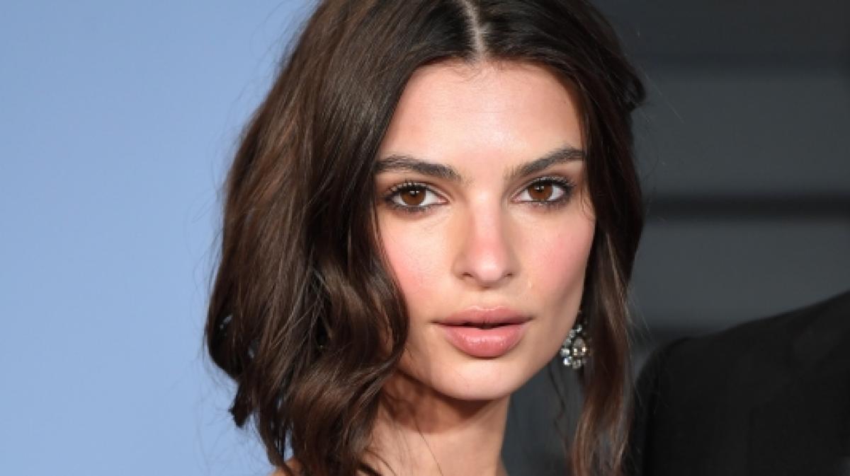 Emily Ratajkowski, US-Model und Schauspielerin, l&auml;sst im Netz ihre knackigen Po-Backen blitzen. (Foto)
