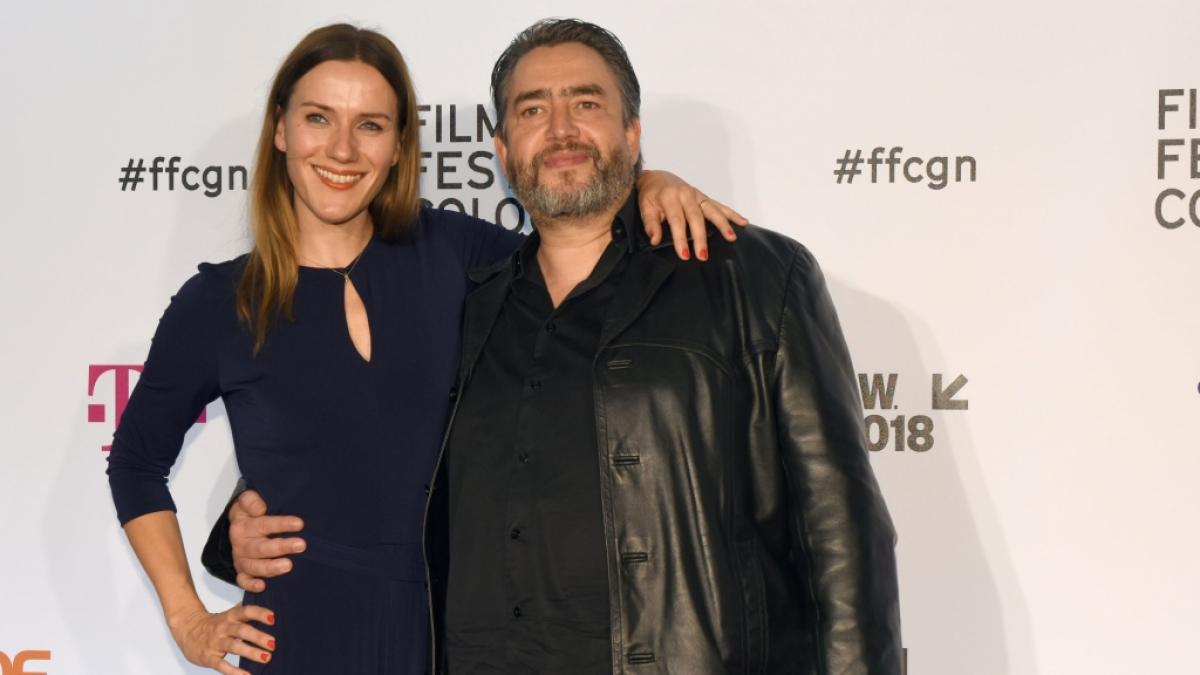 Die Schauspieler Alexander H&ouml;rbe und Bettina Lamprecht kommen am 03.10.2017 in K&ouml;ln (Nordrhein-Westfalen) zur Vorstellung ihres Filmes "S&uuml;dstadt"&nbsp;im Rahmen des Film Festivals K&ouml;ln. (Foto)