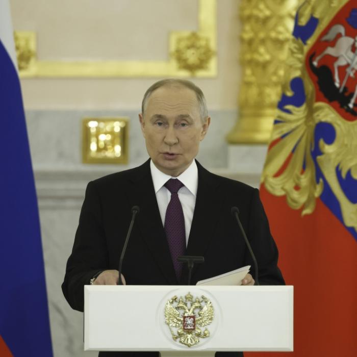 Peinlicher Auftritt des Kremlchefs - für diese Putin-Rede hagelt es Spott