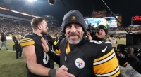 Aaron Rodgers von den Pittsburgh Steelers freut sich nach dem Spiel, am 05.01.2026. (Symbolbild)
