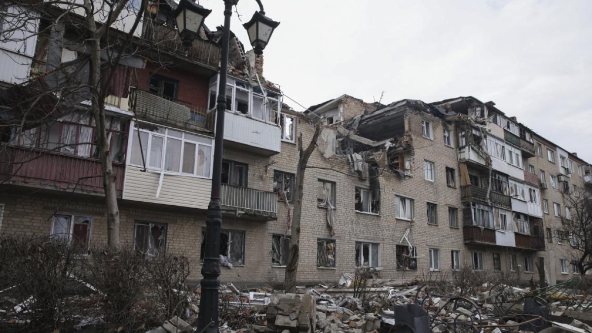 In der schwer umkämpften Stadt Bachmut steht kaum noch ein Stein auf dem anderen. (Foto)