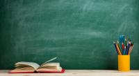 An einer Schule in Wales wurde ein Hilfslehrer mit einem Stuhl attackiert. Jetzt ist er tot.