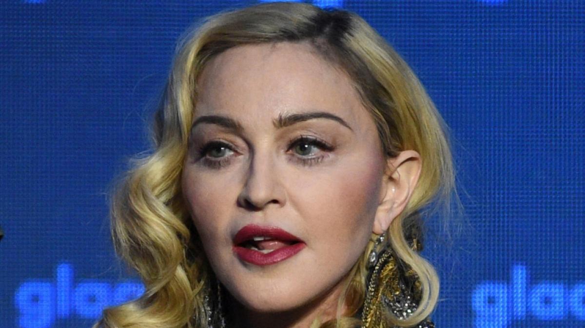 Ein letztes Foto zeigt Madonna jetzt vor ihrer Einlieferung auf die Intensivstation. (Foto)