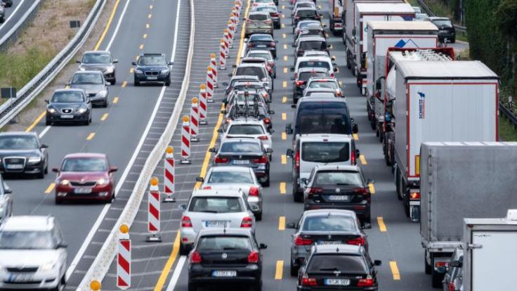 Aus den Niederlanden und Nordrhein-Westfalen rollt die nächste Reisewelle an.