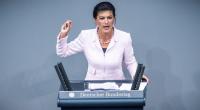 Nach ihrer umstrittenen Bundestagsrede sorgt Sahra Wagenknecht mit einem bizarren Detail in ihren YouTube-Videos für Aufruhr.