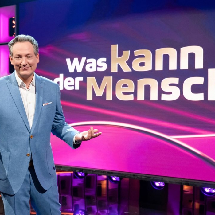 Wiederholung der Show im TV und online