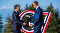 Emmanuel Macron und Friedrich Merz wirken beim G7-Gipfel bestens gelaunt.