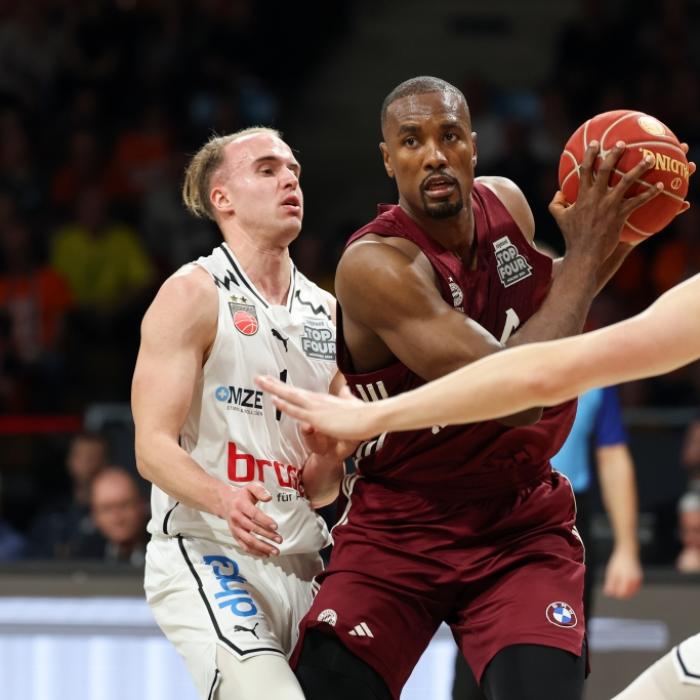 Aktuelle Stats zum Shooting Guard der Fitness First Würzburg Baskets