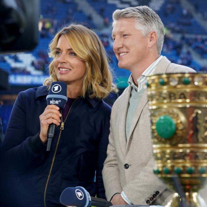 Schweini hat 'ne Neue! Mit IHR steht der Ex-Nationalspieler bald vor der Kamera