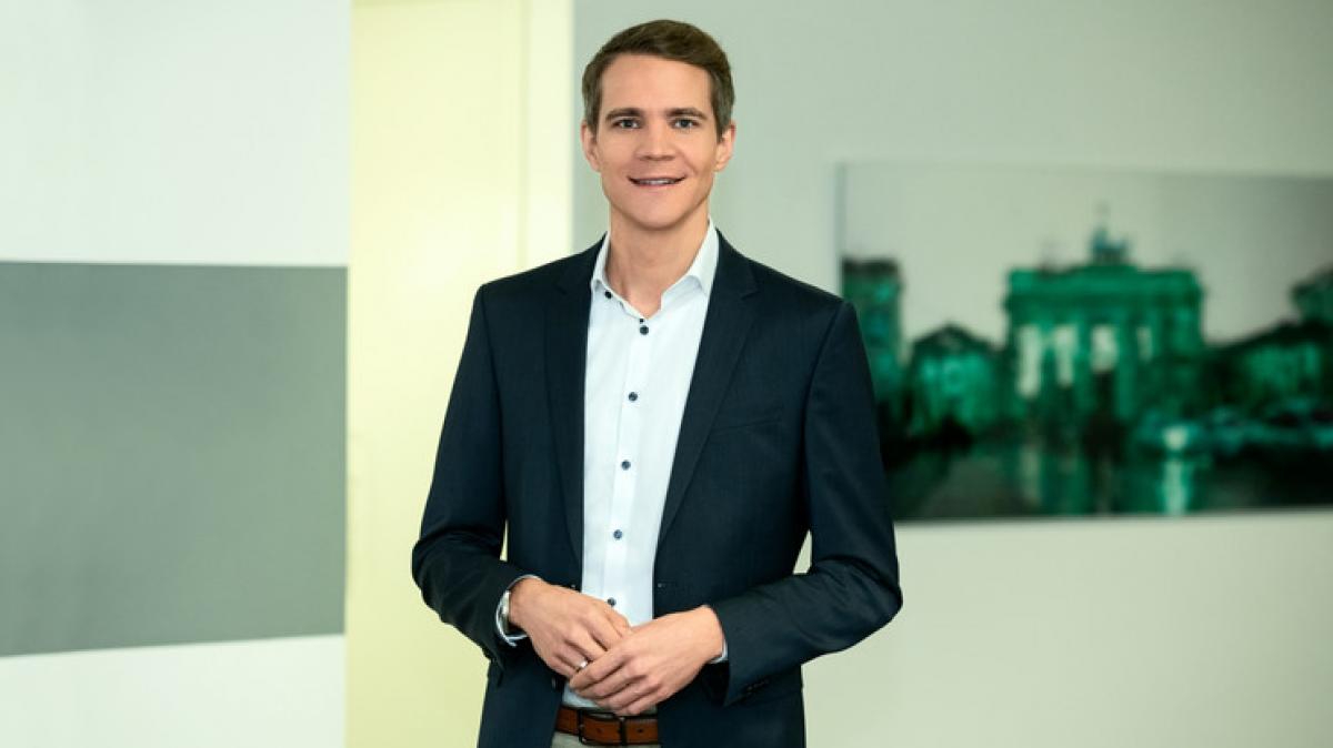Dr. Daniel Pontzen ist Hauptstadtkorrespondent des ZDF und moderiert das "Mittagsmagazin". (Foto)