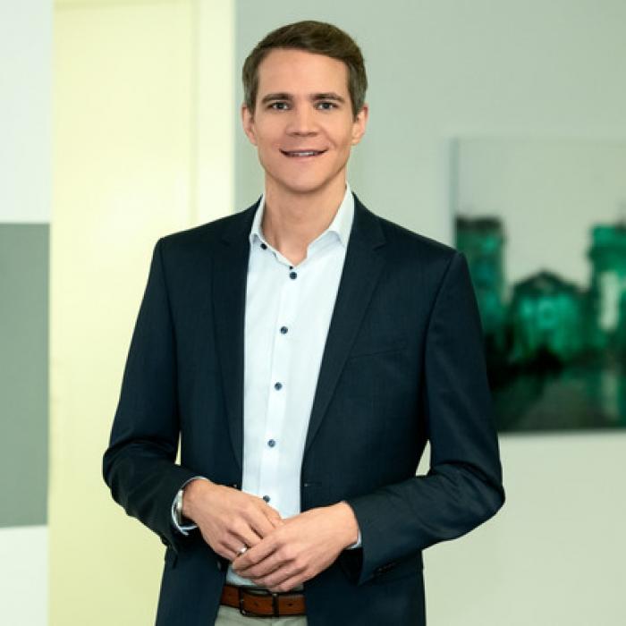 Zwischen Trump und Satire! Das wussten Sie noch nicht über den ZDF-Journalisten