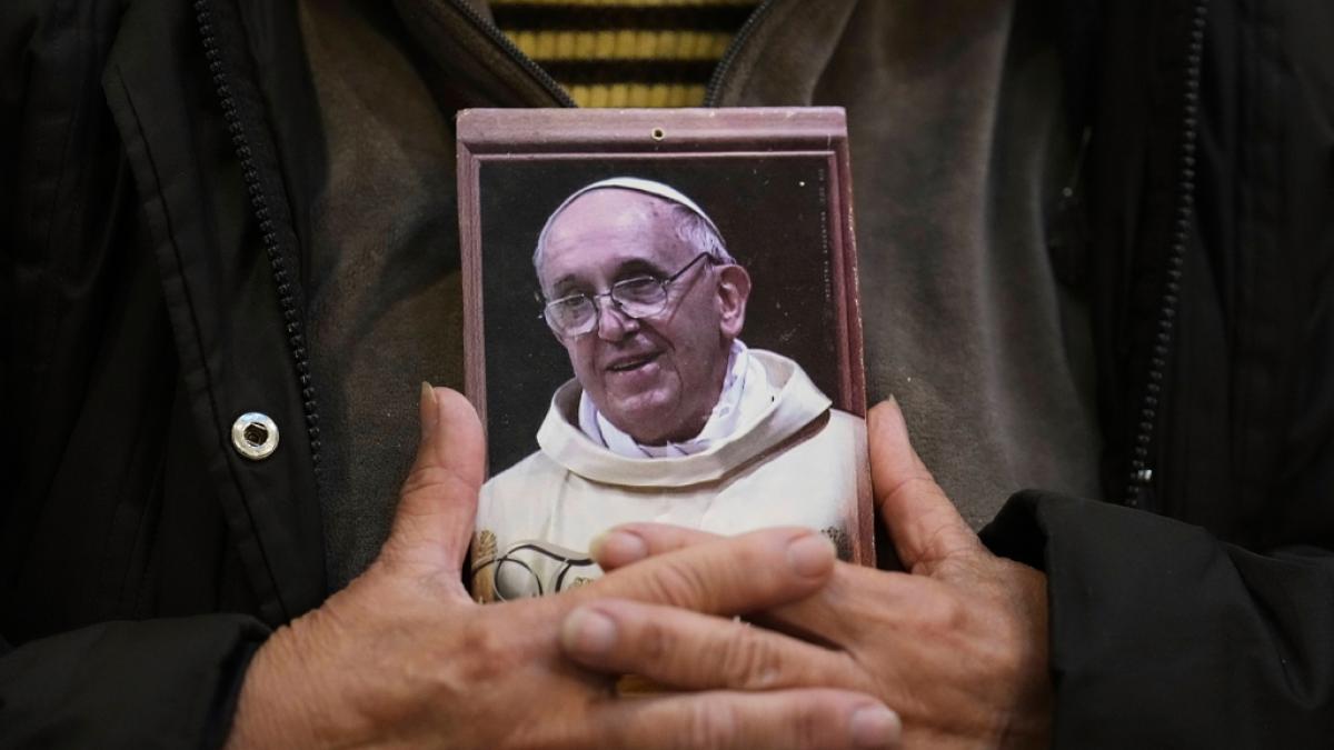 Hat Nostradamus den Tod von Papst Franziskus vorhergesagt? (Foto)