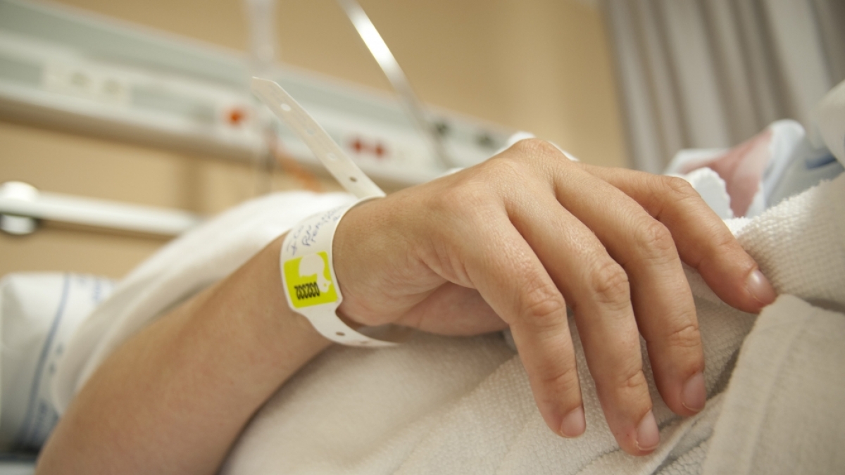 Ein Pfleger versuchte, eine Patientin auf der Intensivstation zu vergewaltigen (Symbolbild). (Foto)
