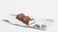 Der Verbraucherorganisation Foodwatch zufolge sind in Schokoriegeln von Ferrero krebsverdächtige Stoffe gefunden worden.