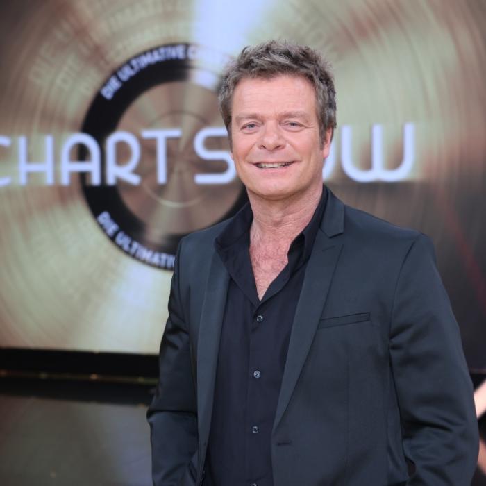 Oliver Geissen suchte den besten Party-Schlager! Wer ist auf Platz 1?
