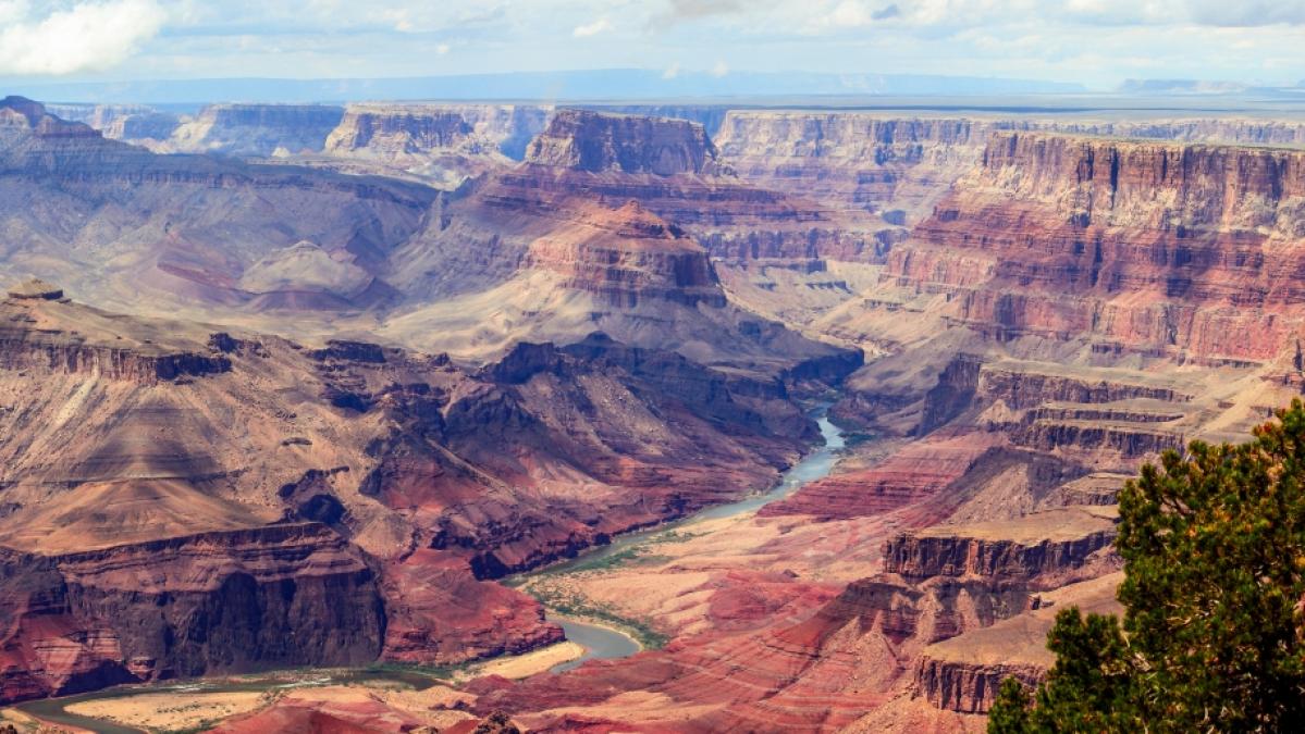 Weil er mit einem defekten Fallschirm ausgestattet wurde, st&uuml;rzte ein Brite im Grand Canyon in den Tod. (Foto)