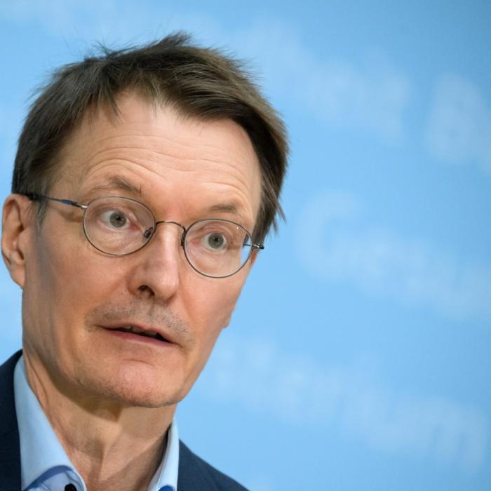 Freiwillige Isolation gekippt! Gesundheitsminister gesteht Fehler