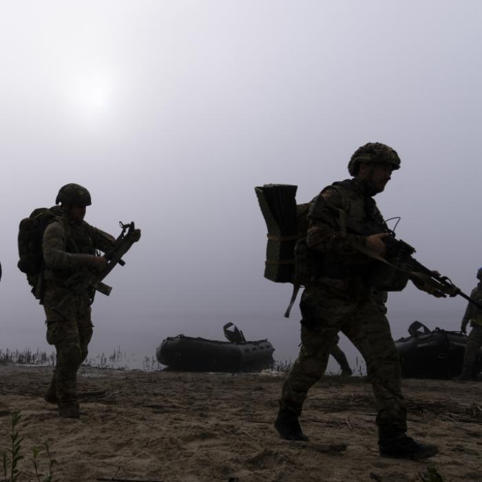 Keine Kommunikation, fehlende Waffen an der Front! Ukrainische Soldaten wütend