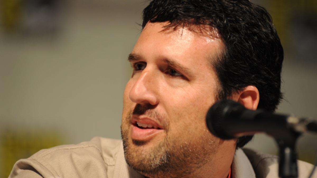 "Lost in Space"-Showrunner Zack Estrin ist mit nur 51 Jahren gestorben. (Foto)