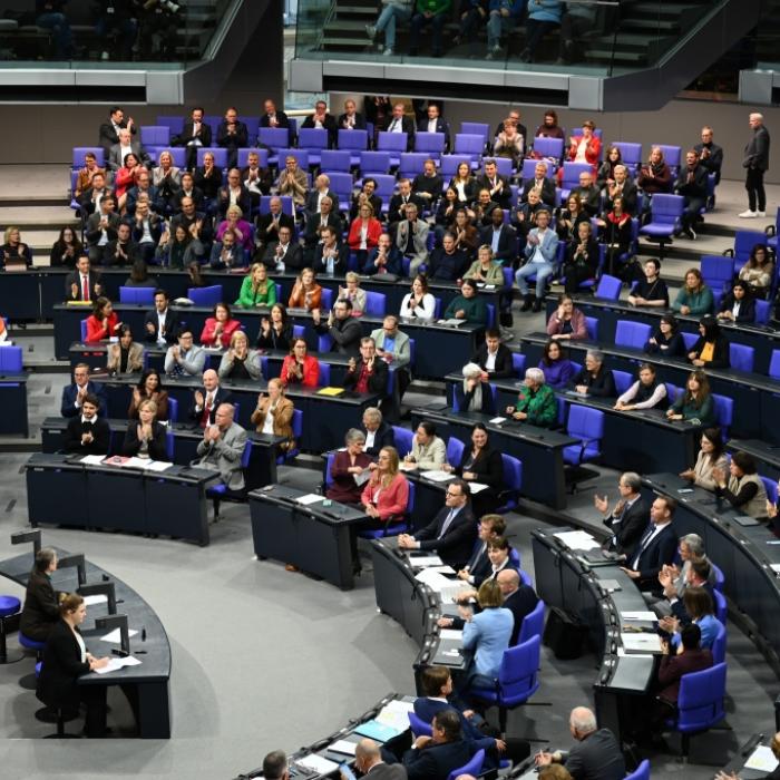 Zitterpartie beendet - umstrittenes Rentengesetz mit 