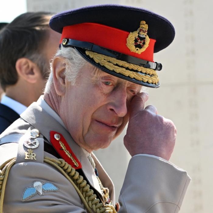 Briten-Monarch enthauptet und geschändet - König Charles III. entsetzt