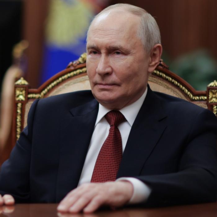 Er prophezeite Putins Sturz - Ex-Propagandist wird in Unterwäsche verhaftet