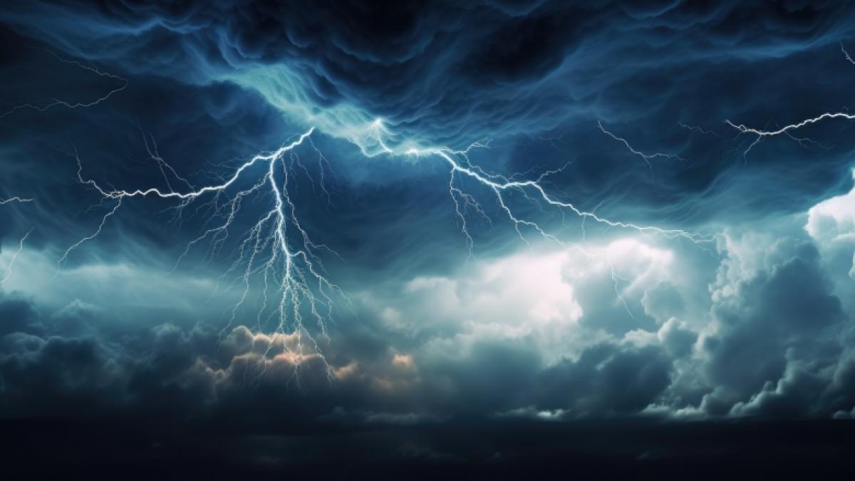 In einigen Regionen dauert das unbest&auml;ndige Wetter an. (Foto)