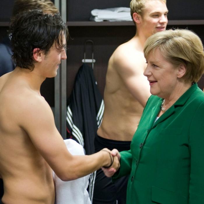 Nach Karriereende! So lebt der Ex-Weltmeister als stolzer Doppel-Papa