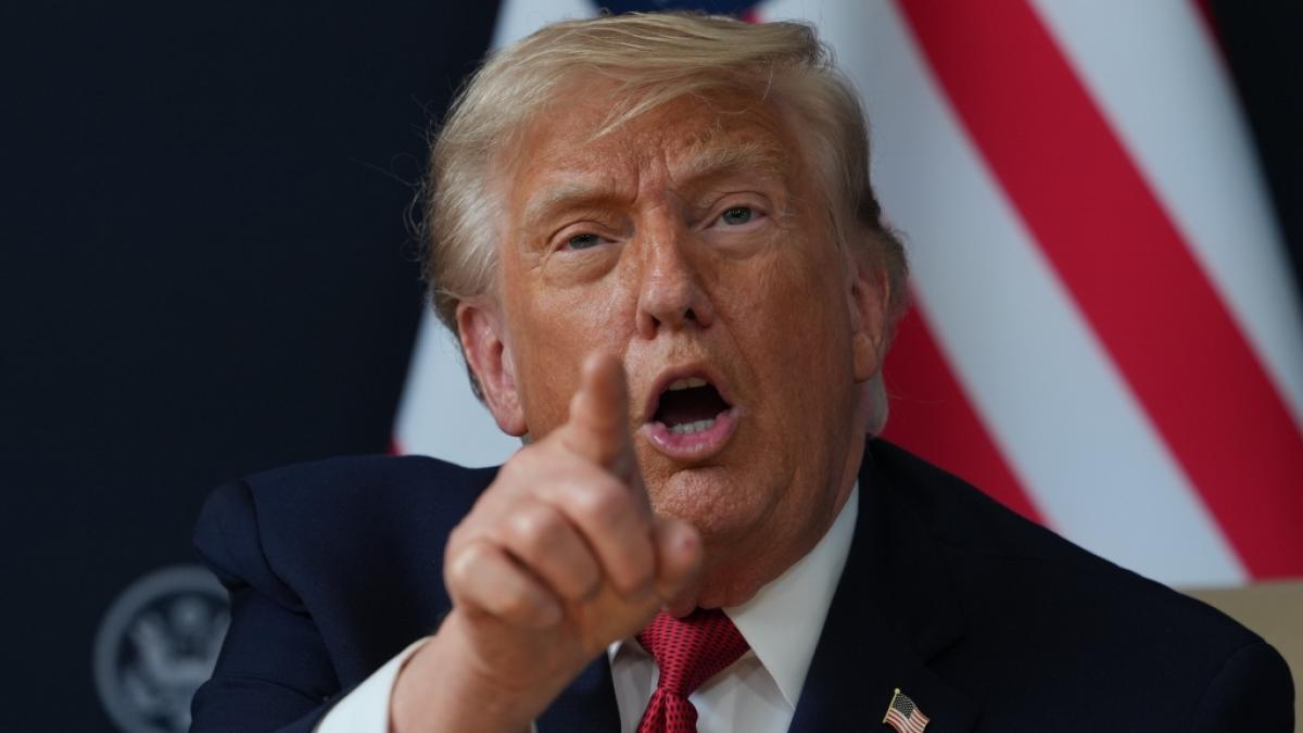 Auch ohne hieb- und stichfeste Beweise beharrt Donald Trump darauf, dass der f&uuml;r 14 Millionen US-Dollar sanierte "Lincoln Memorial Reflecting Pool" von Vandalismus zerst&ouml;rt wurde. (Foto)