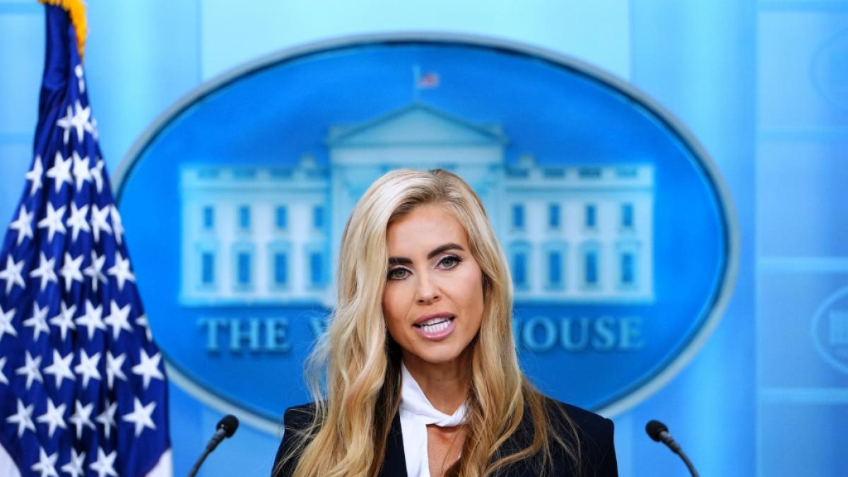 Katie Zacharia gibt ihren Posten als Trumps Sprecherin nach wenigen Tagen wieder auf. (Foto)