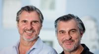 Uli Roth (links) mit seinem Zwillingsbruder Michael. 