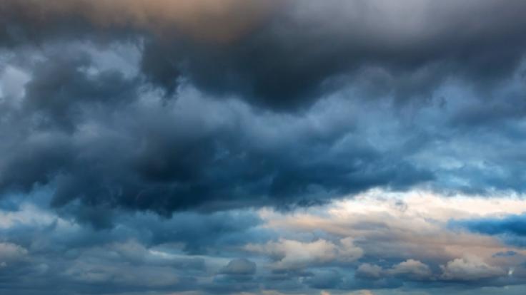 Zum Wochenende sollen immer mehr Wolken am Himmel aufziehen.