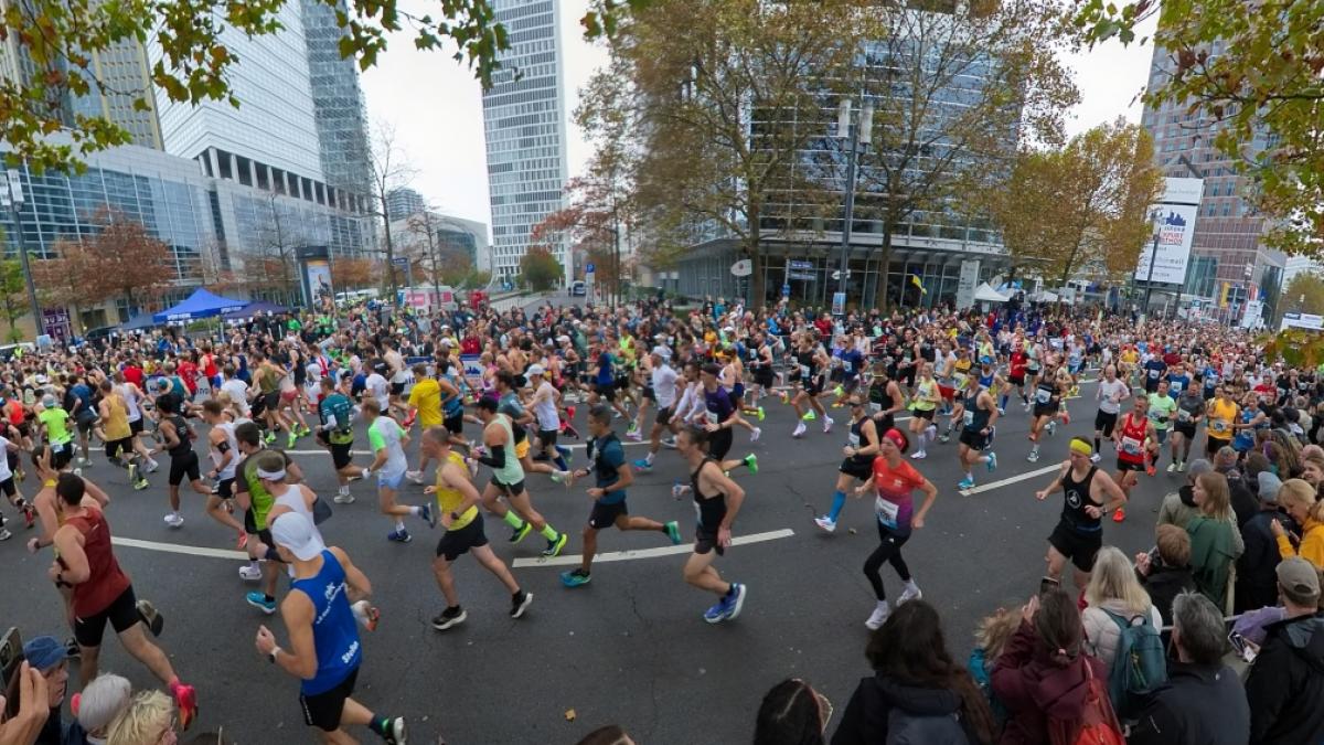 Beim Mainova Frankfurt Marathon sollen 2025 rund 28.000 Teilnehmende in verschiedenen Wettbewerben an den Start gehen. (Foto)
