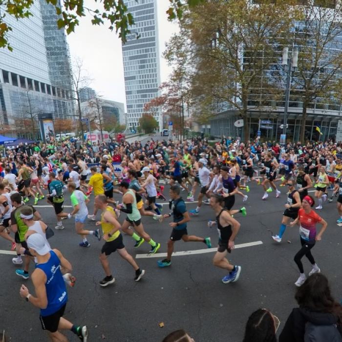 Belay Asfaw und Buze Diriba gewinnen Lauf in der Main-Metropole