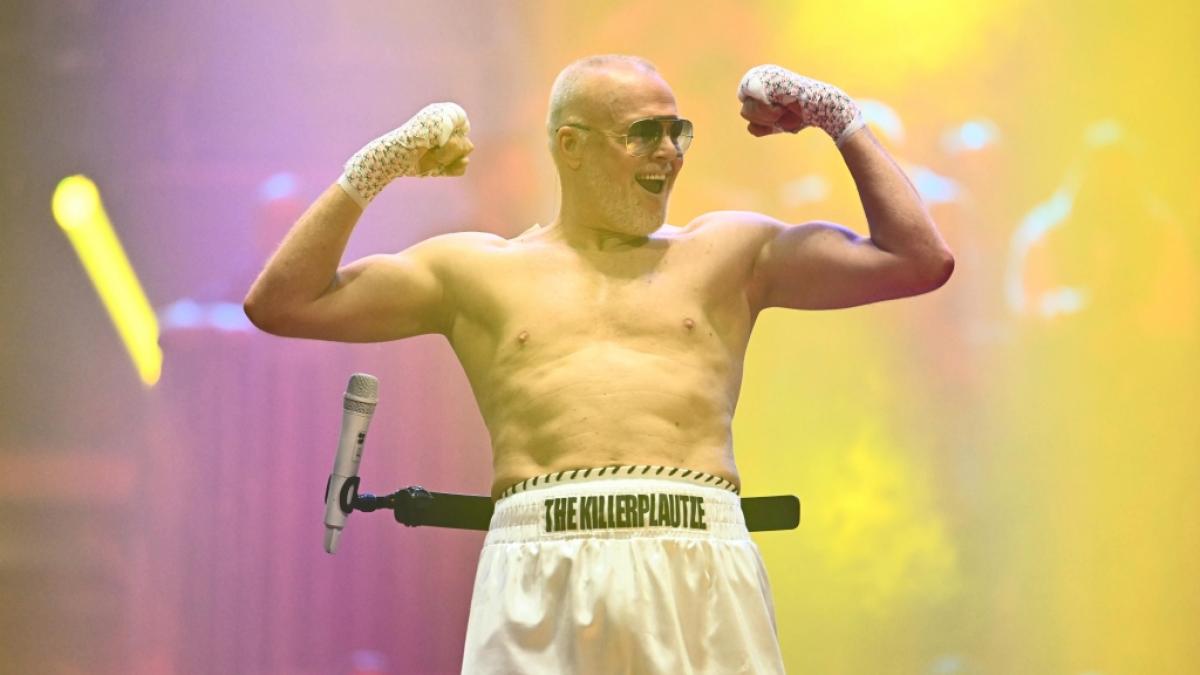 2024 gab Stefan Raab sein gro&szlig;es TV-Comeback bei RTL - im Boxring mit Regina Halmich. (Foto)