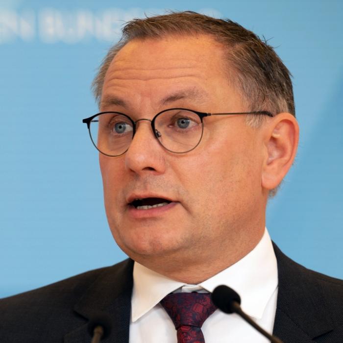 AfD-Chef verbreitet Kreml-Propaganda bei 