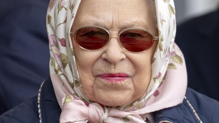 Queen Elizabeth wird nicht erfreut sein, was sich vier Jugendliche auf ihrem Schlossgelände erlaubten.