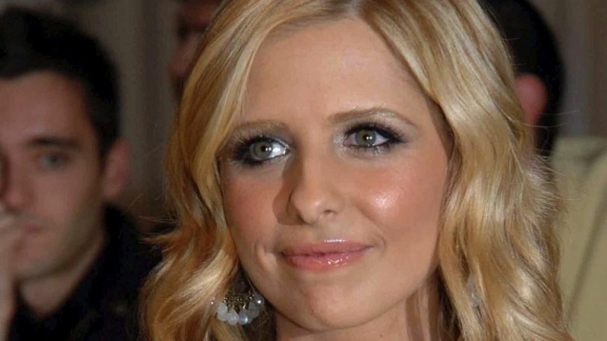 Sarah Michelle Gellar sorgte bei ihren Fans mit einem hei&szlig;en Pool-Foto f&uuml;r Entz&uuml;cken. (Foto)