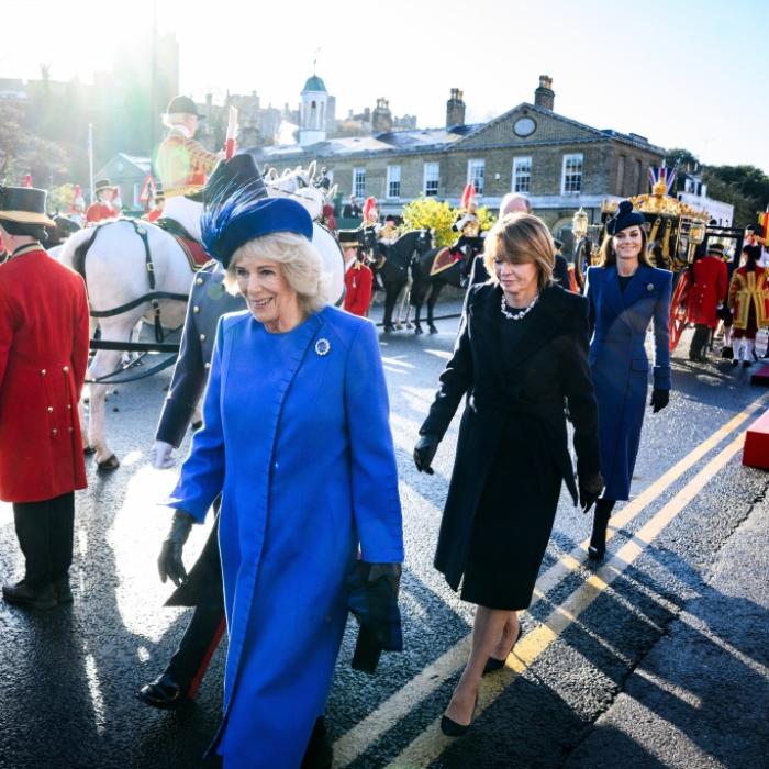 Königinnen-Lächeln statt Rüffel - Prinzessin Kate vermeidet Fettnäpfchen