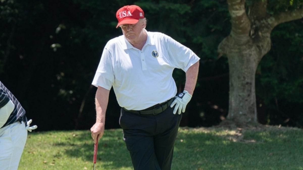 Steht der ehemalige US-Pr&auml;sident Donald Trump bald ganz allein auf dem Golfplatz in Mar-a-Lago? (Foto)