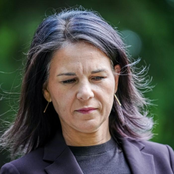 Erneute Kanzlerkandidatur 2025? Das sagt die Außenministerin