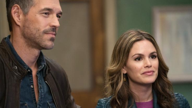 Sam Swift (Rachel Bilson) und Eddie Valetik (Eddie Cibrian) in Aktion.