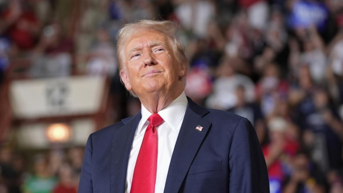 Donald Trump schw&auml;rmt in seinem j&uuml;ngsten Gespr&auml;ch mit Elon Musk pl&ouml;tzlich von Kamala Harris. (Foto)