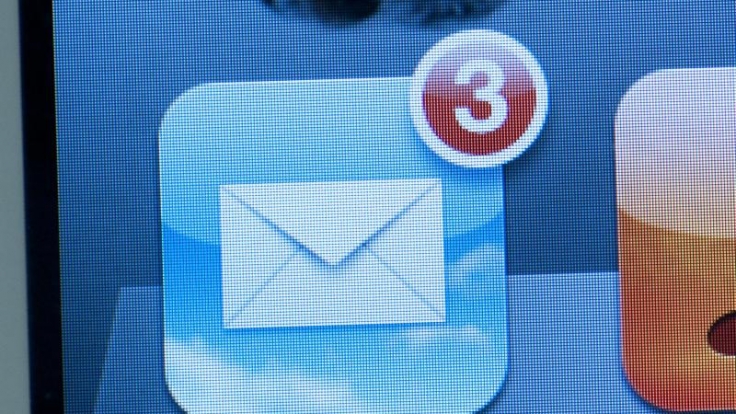Betrüger versenden derzeit im Namen des Bundeszentralamts für Steuern E-Mails und stellen eine Steuererstattung in Aussicht. Dafür sollen die Opfer ihre Kontoverbindung nennen.