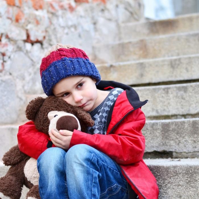 Junge (13) vergewaltigt monatelang zwei Kinder (6, 8)