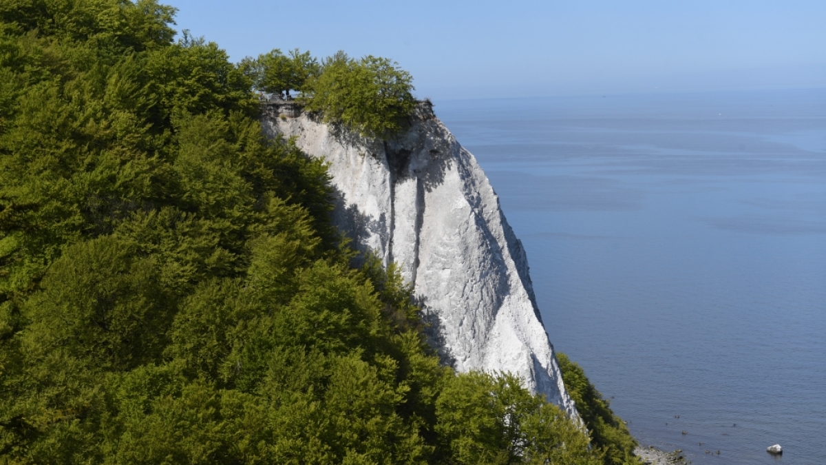 An der Steilk&uuml;ste auf der Insel R&uuml;gen ist die Leiche einer Frau gefunden worden (Symbolbild). (Foto)