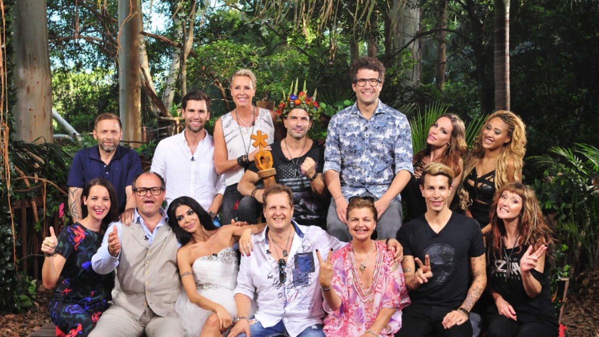 So z&uuml;chtig ging es beim Dschungelcamp 2017 nur in der Wiedersehens-Show zu. (Foto)